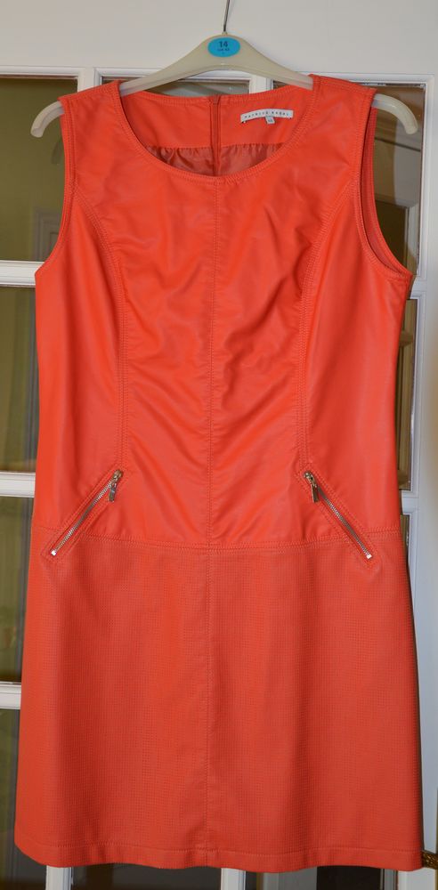 Robe droite corail 25 Pouzolles (34)