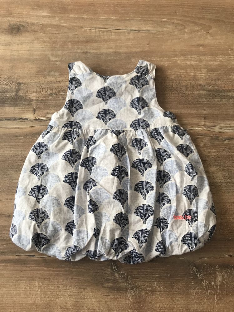 Robe enfant fille    Brioche   couleur blanc/ble 3 Saleilles (66)