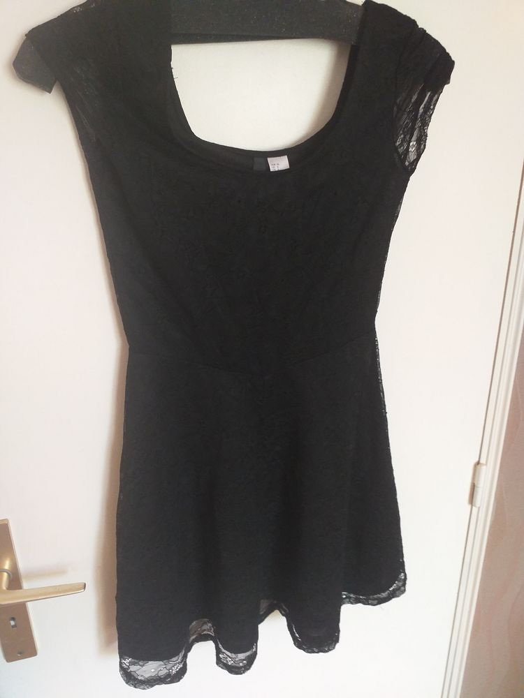 ROBE FEMME TAILLE 36 H&M 2 Chaumont (52)