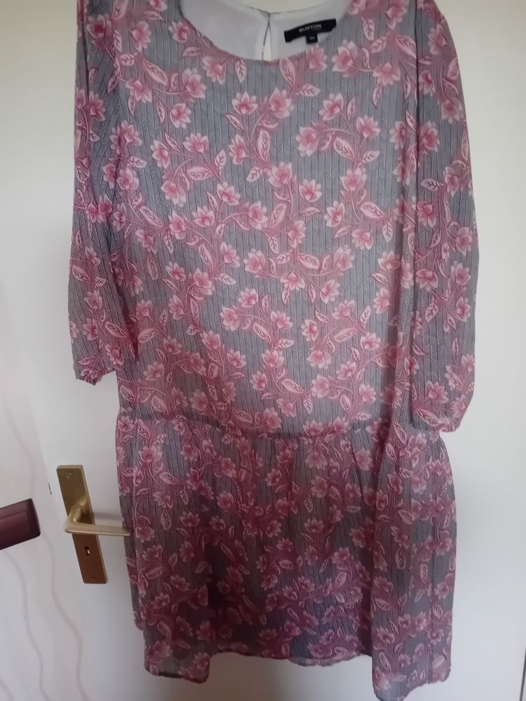 ROBE FEMME TAILLE 40 BURTON 3 Chaumont (52)