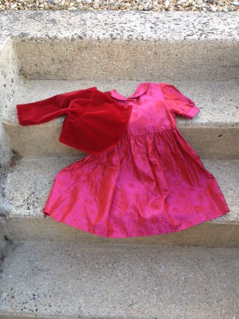 2 ANS - ROBE - FILLE
4 Louveciennes (78)
