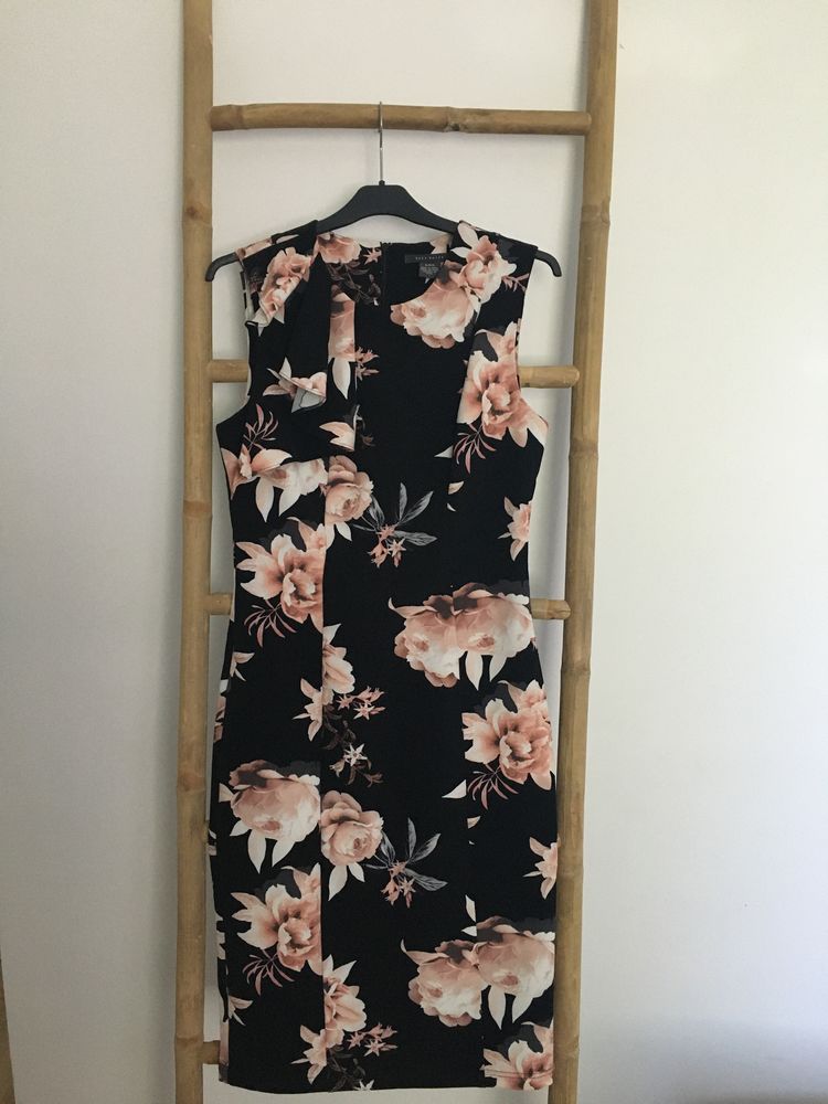 Robe fleurie 15 Sautron (44)