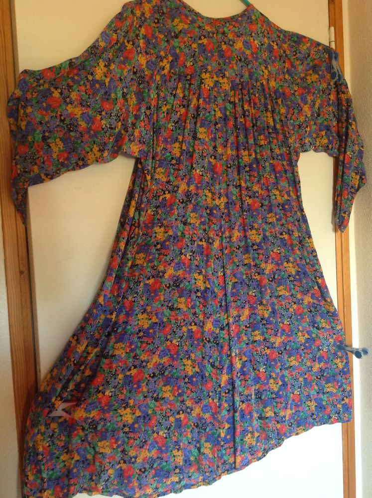 ROBE A FLEURS MULTICOLORE GRANDE TAILLE 15 Tr�gunc (29)