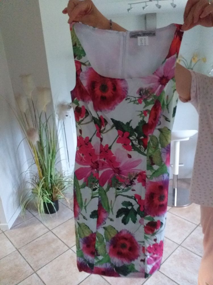 Robe � fleurs 15 Les Hautes-Rivi�res (08)