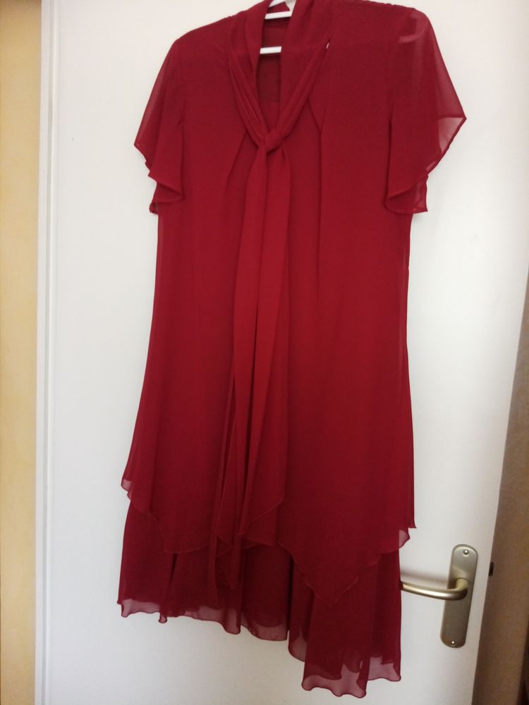 robe habillée  30 Issoire (63)