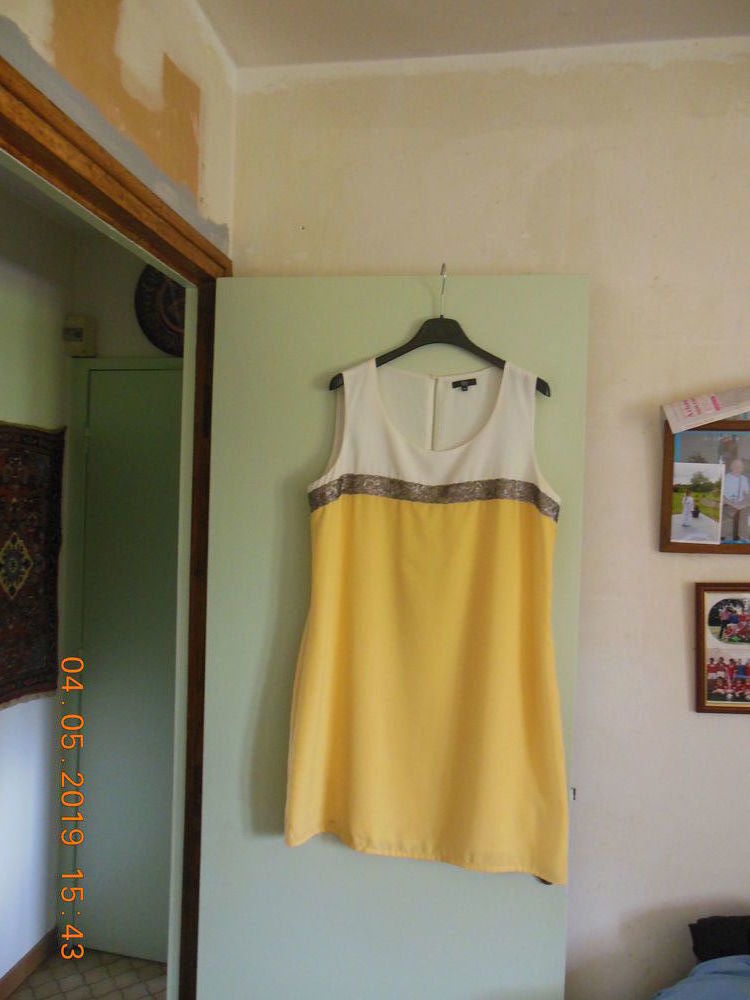 robe jaune sans manches 20 Douzy (08)