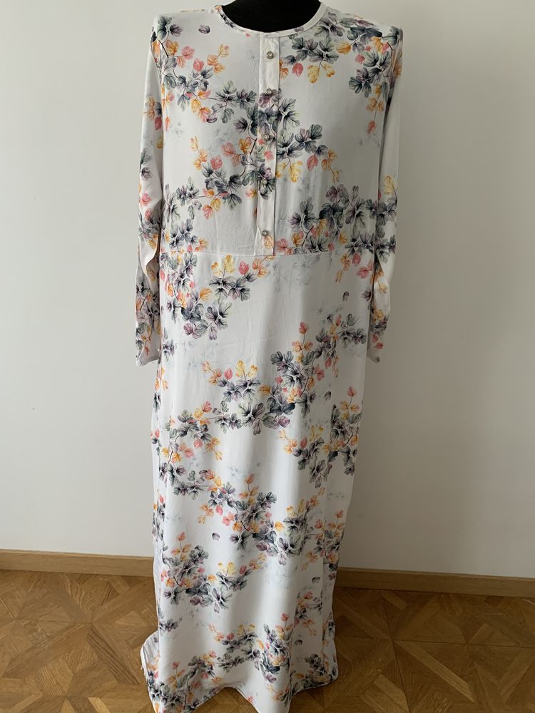 Robe de jour avec doublure Taille  42/44 28 Livry-Gargan (93)