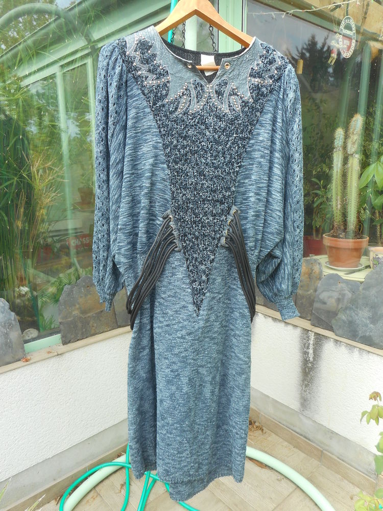 Robe Katia grise TU 15 Nieuil-l'Espoir (86)