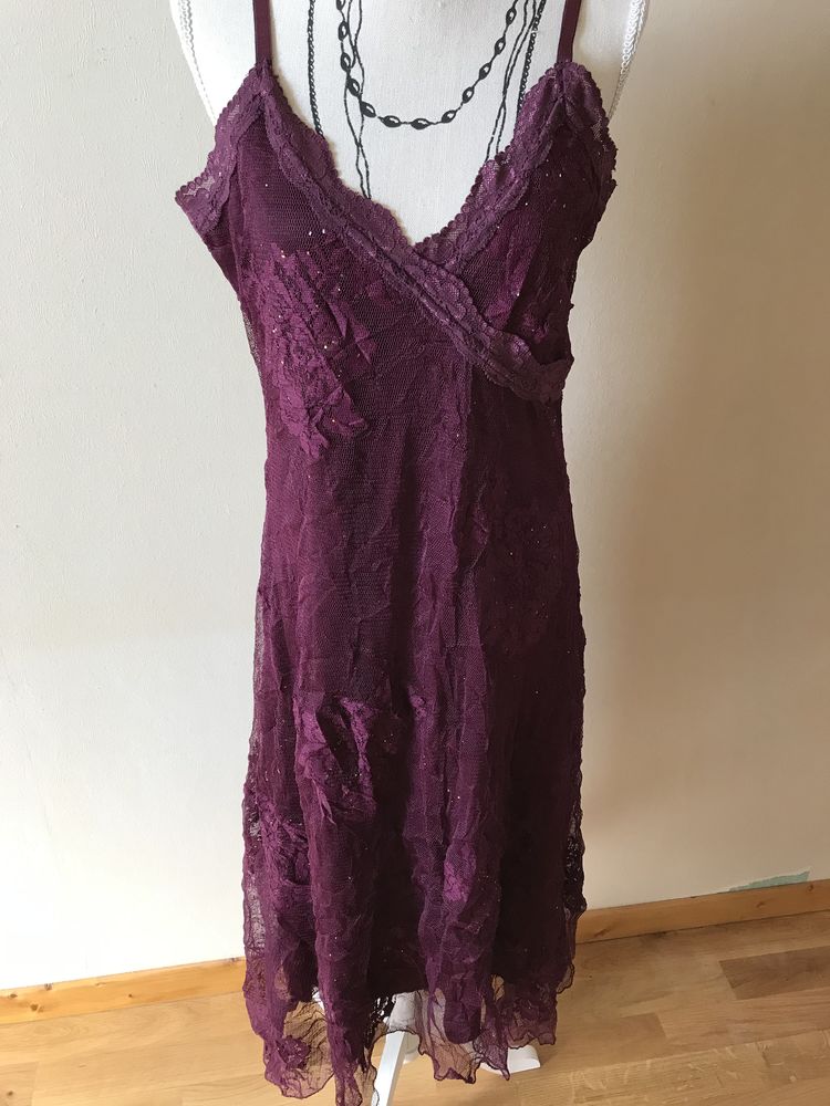 Robe l�g�re GRENAT Dentelle  taille 38/40 10 Saint-Genis-Laval (69)