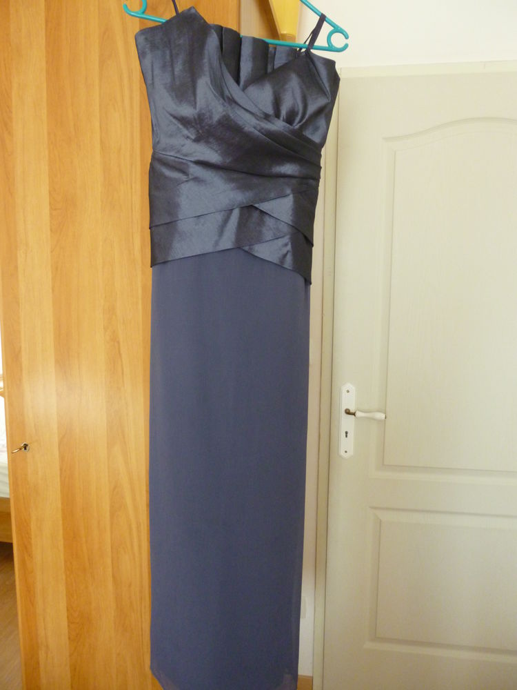 robe longue Alain Manukian 60 Ligny-en-Barrois (55)