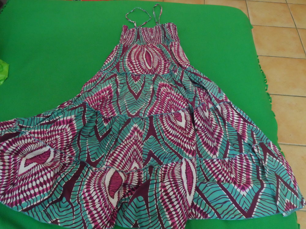 Robe longue �t� 7 Malauc�ne (84)