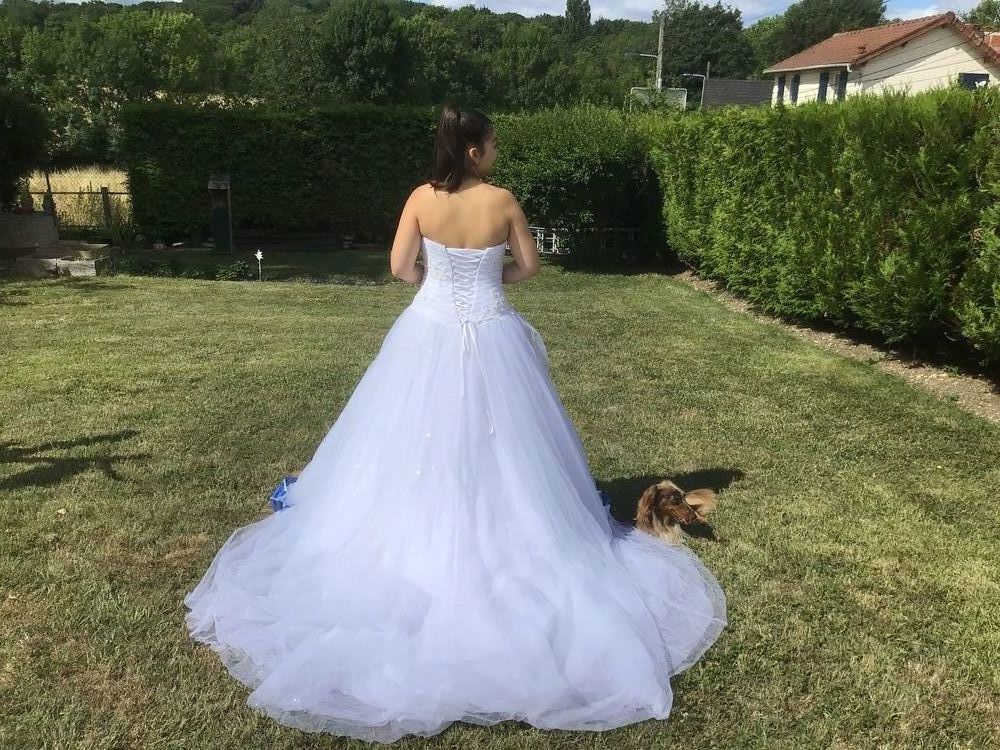 robe de mari� neuve 500 Mont�vrain (77)