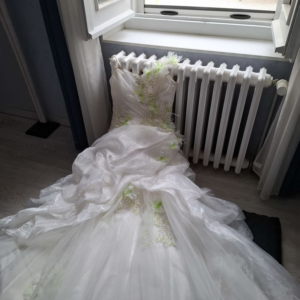 robe de mari� 0 Corneilhan (34)