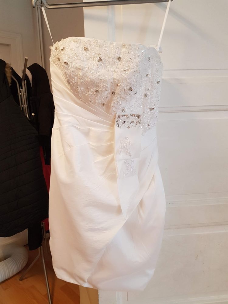 robe de mariée blanche courte taille L 120 Marseille 14 (13)
