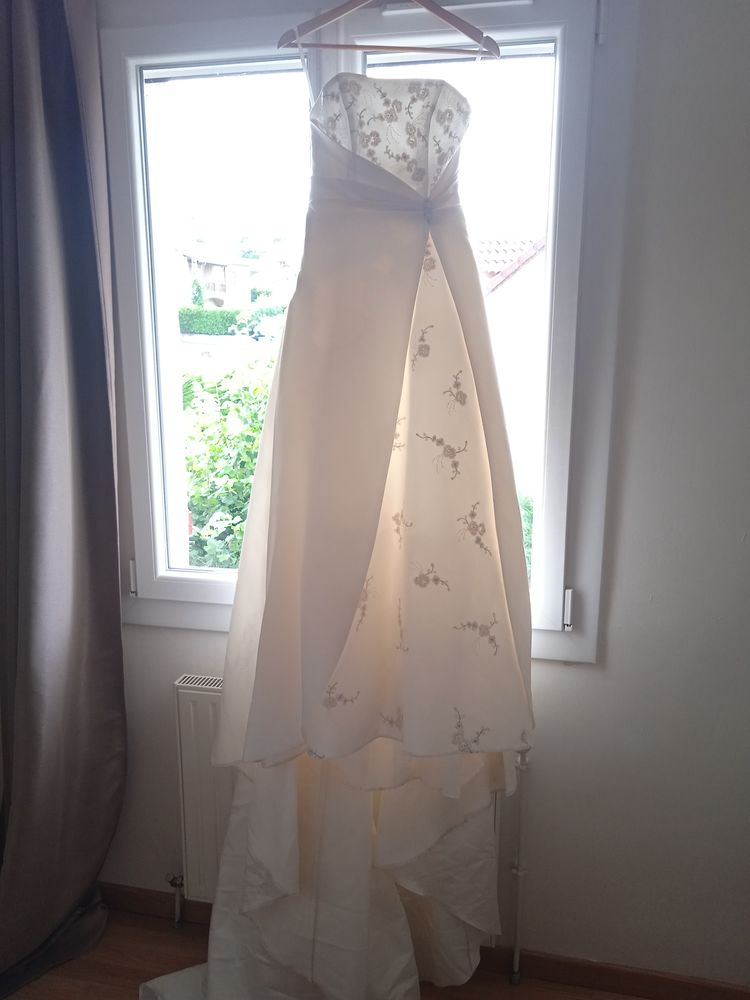 ROBE DE MARIEE ECRUE 250 Bagnac-sur-C�l� (46)