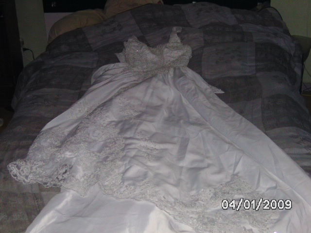 robe de mari�e neuve 450 Froideconche (70)