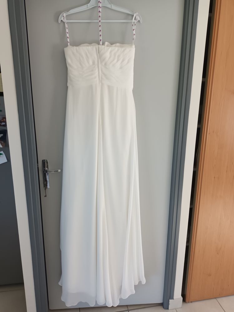 Robe de mari�e Neuve 200 Vitr� (35)