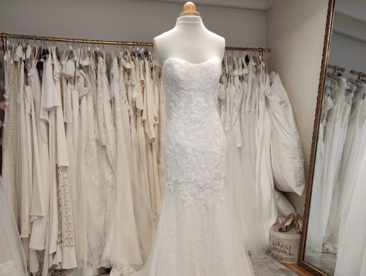 Robe de Mari�e Sir�ne ? Adriana Alier 0 Toulouse (31)