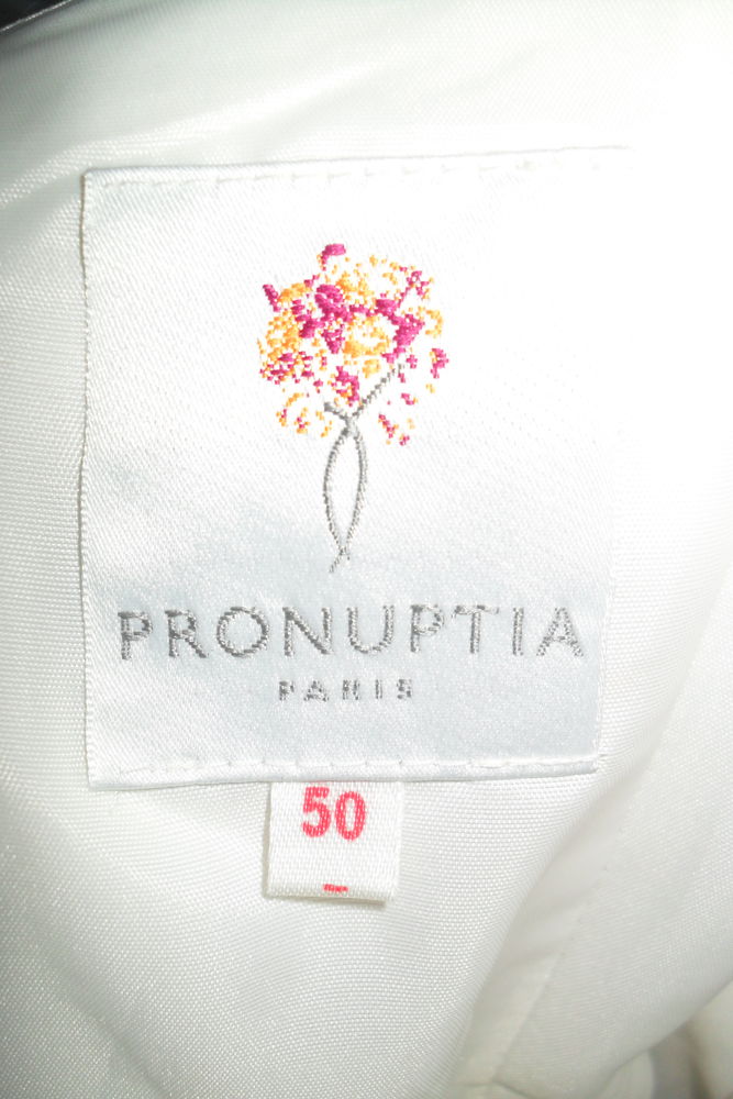 ROBE DE MARIEE 200 Pr�mont (02)