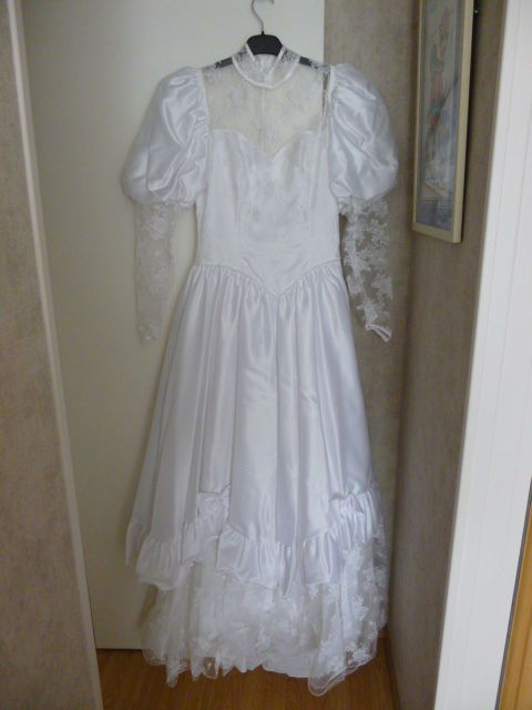 Robe de mari�e 150 Saint-L�onard (62)