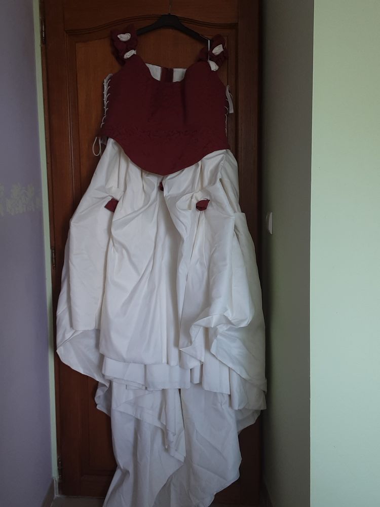 Robe de mariée  250 Saint-Théodorit (30)