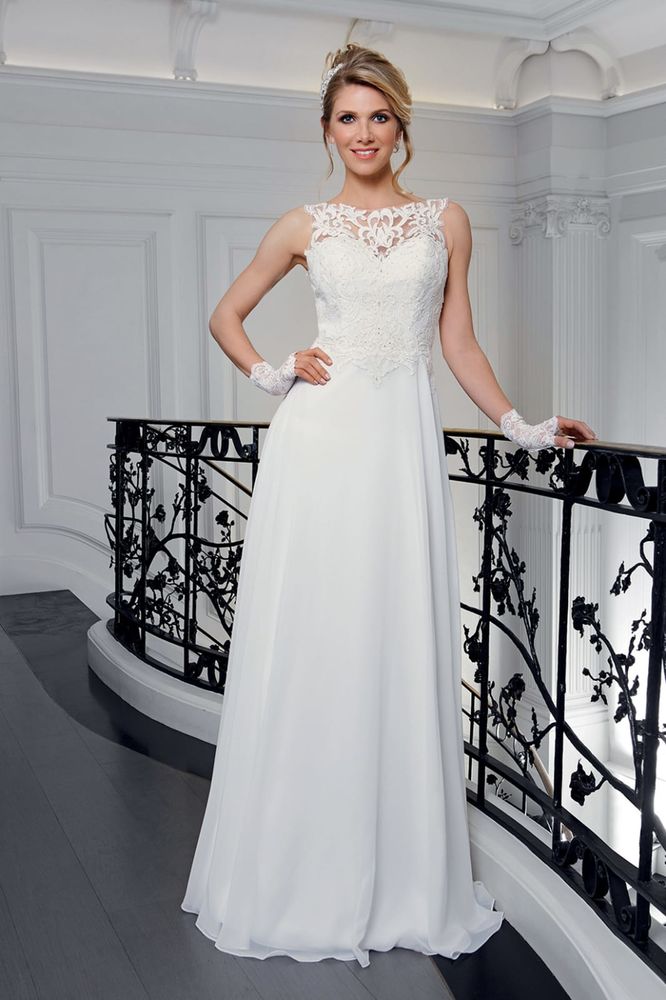  robe de mari�e 600 Dasle (25)