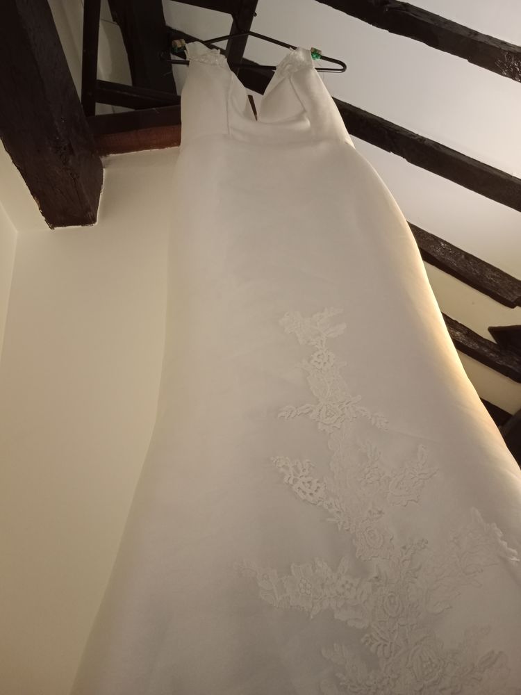 Robe de mari�e 2500 Paris 5 (75)