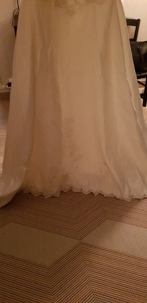 Robe de mari�e 70 Bourg-la-Reine (92)