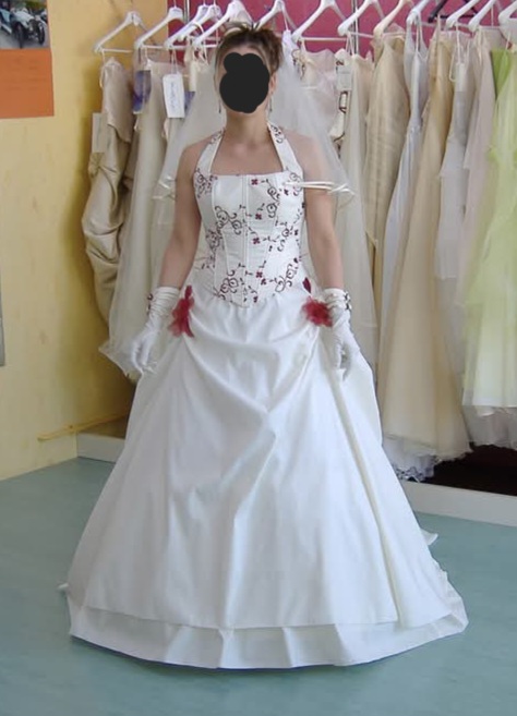 Robe de mari�e 465 Matringhem (62)