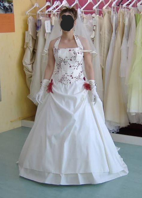 Robe de mari�e 465 Matringhem (62)