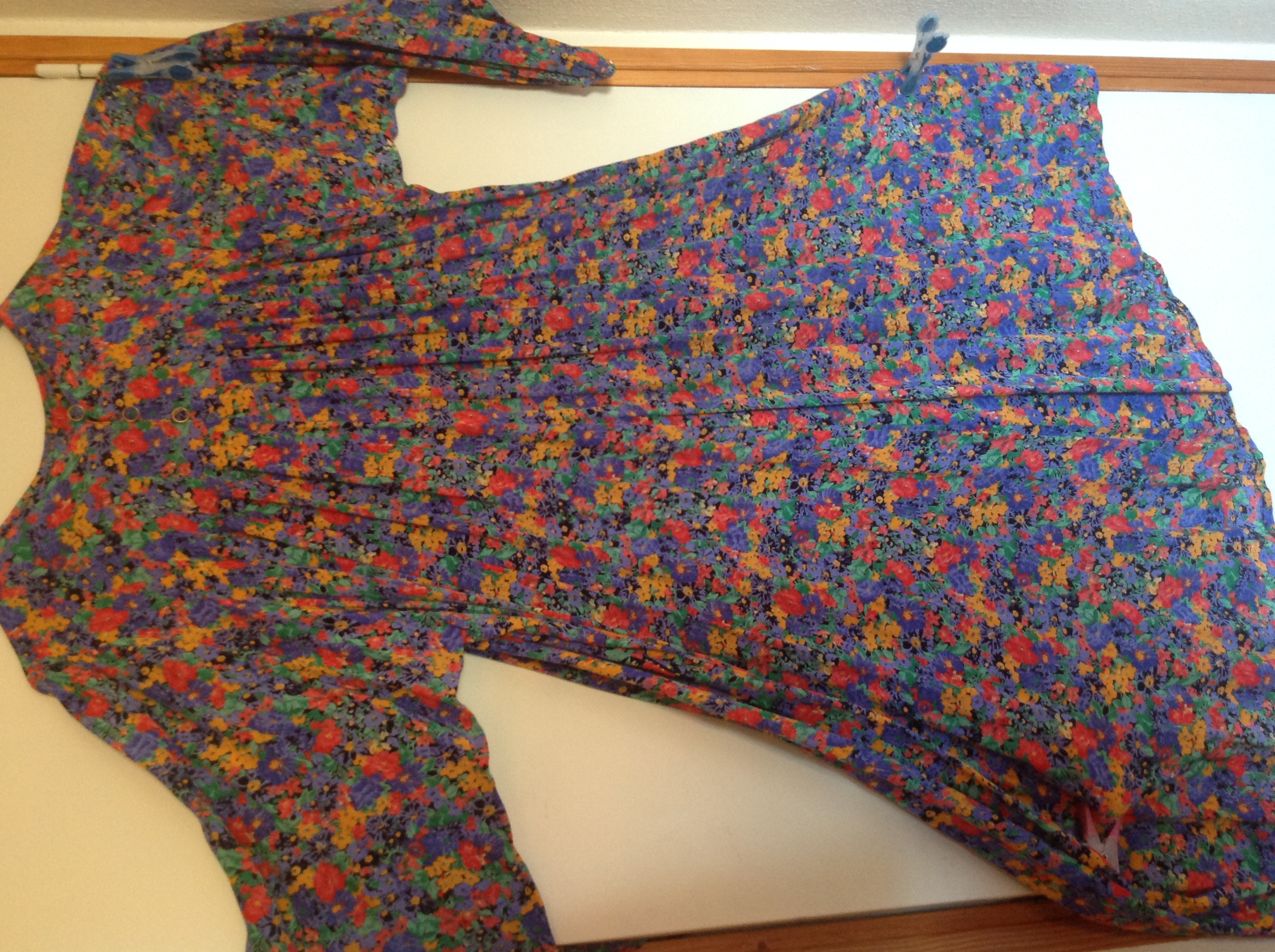 ROBE MULTICOLORE GRANDE TAILLE Envoi Possible 15 Tr�gunc (29)