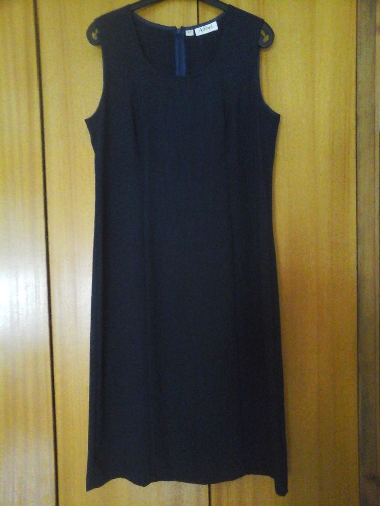 ROBE NEUVE MARQUE AFIBEL TAILLE 42/44 3 Roost-Warendin (59)