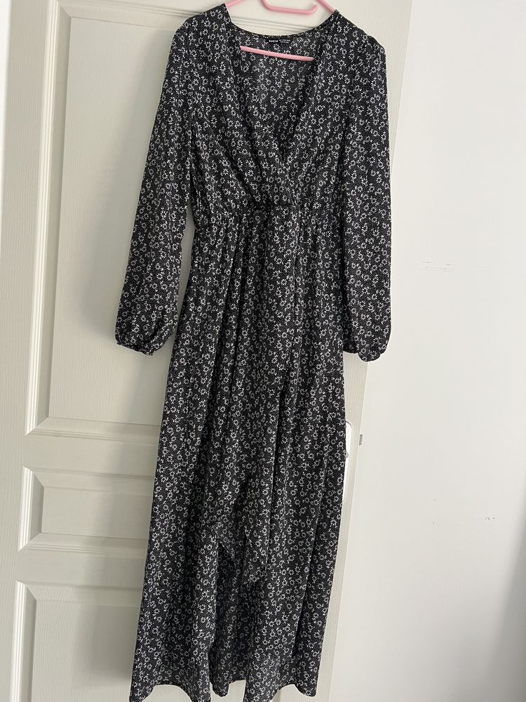 Robe neuve SHEIN 5 Andr�zieux-Bouth�on (42)