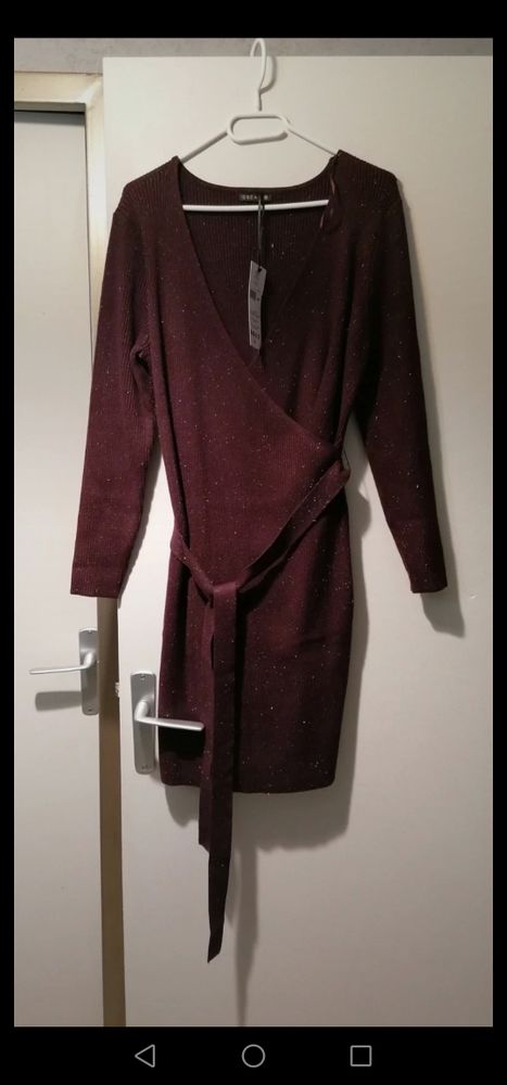 Robe neuve de taille 42 de la marque breal 15 Le Mans (72)