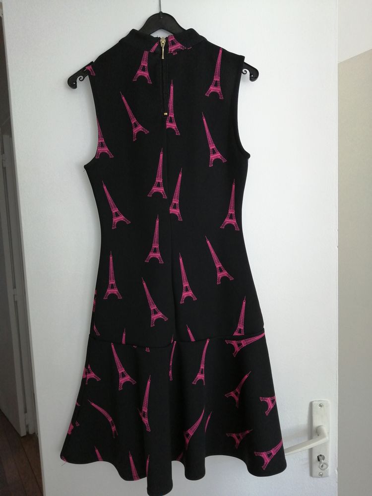 Robe noire motifs tour Eiffel 4 Ch�teauroux (36)