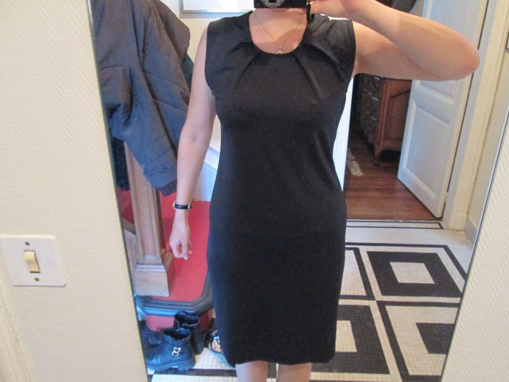 Robe noire sans manches neuve 10 Herblay (95)
