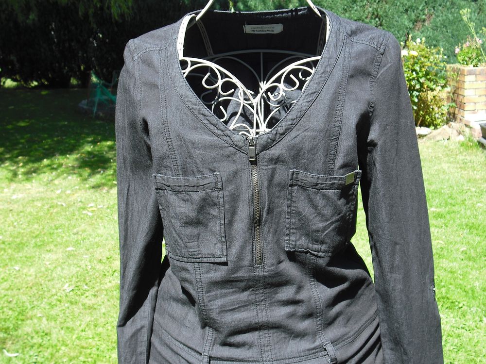 robe noire 8 Cramont (80)