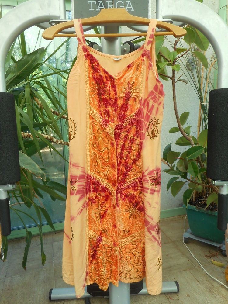 Robe d'été orange et rouge T 38 10 Nieuil-l'Espoir (86)