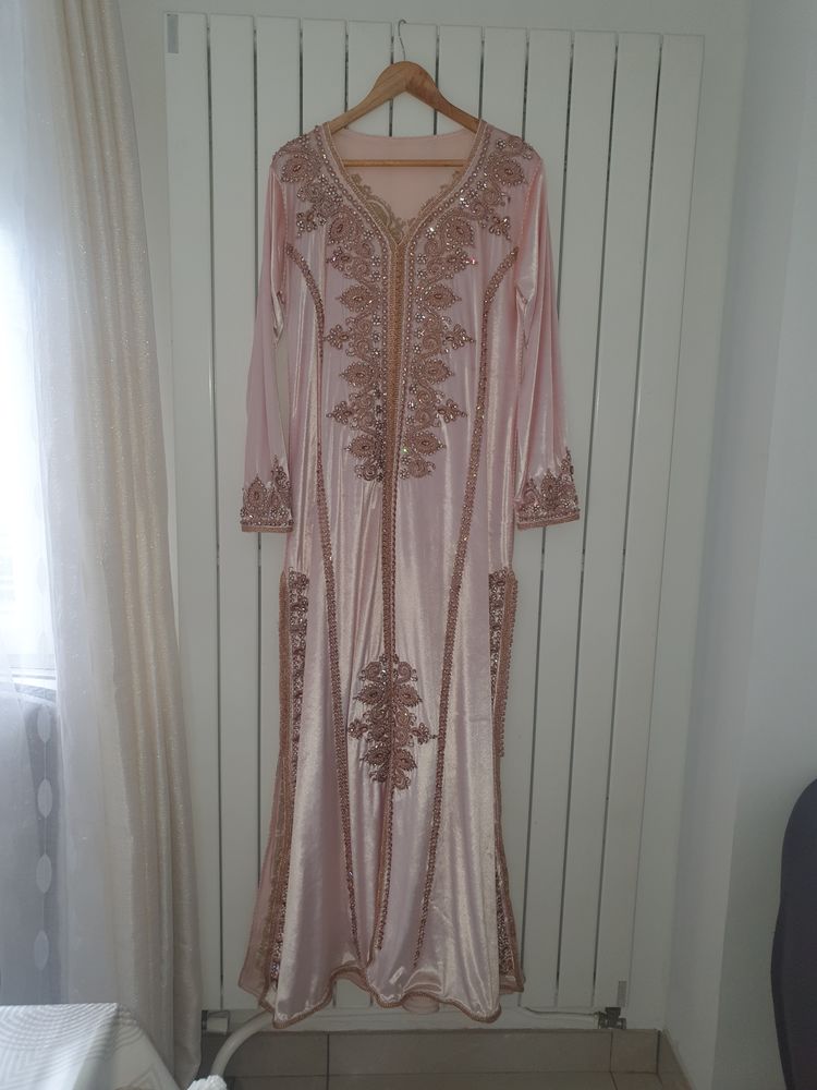 Robe oriental 55 Pontault-Combault (77)