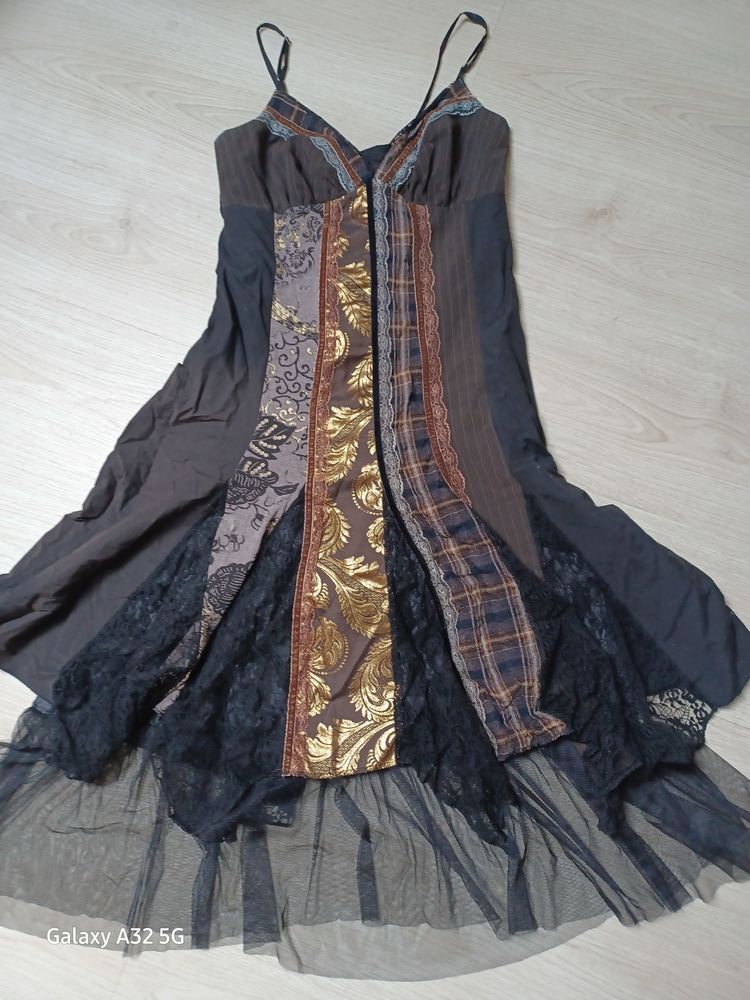 ROBE ORIGINALE 30 Bernaville (80)
