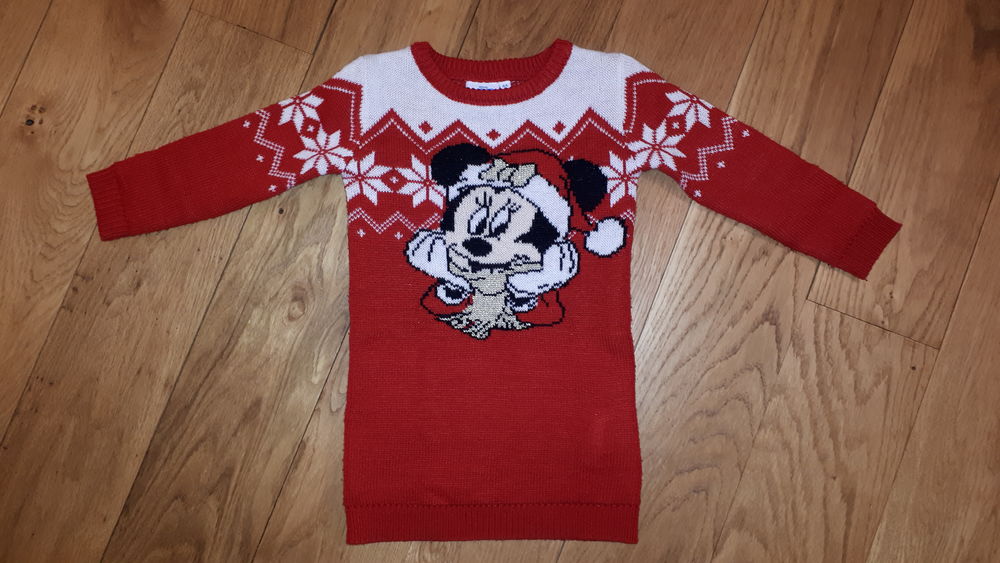 Robe pull rouge et blanche marque Disney taille 4 ans 10 Villiers (86)