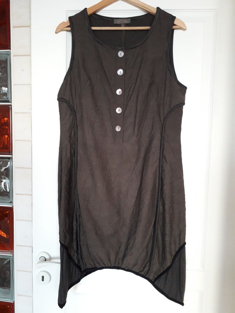 Robe sans manches 10 Saint-Nazaire (44)