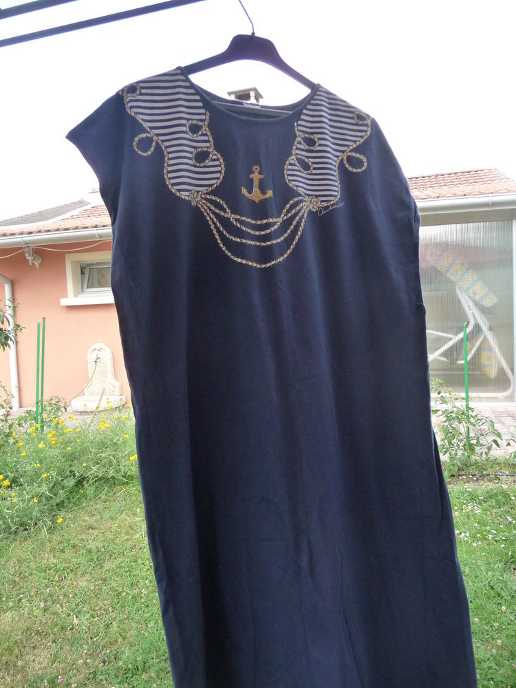 ROBE SANS MANCHES  CHRISTINE LAURE  POUR FEMME T 4/46 10 Beynost (01)
