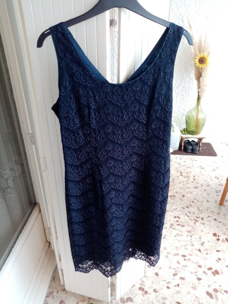 robe de soir�e  caroll  T42 30 Montlu�on (03)