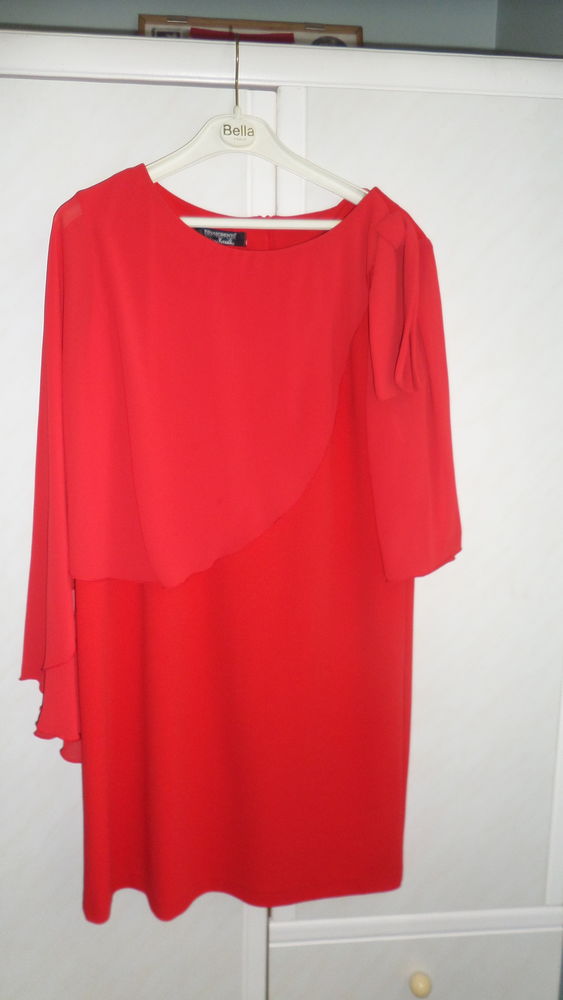 robe de soir�e courte cr�pe 25 Poix-du-Nord (59)