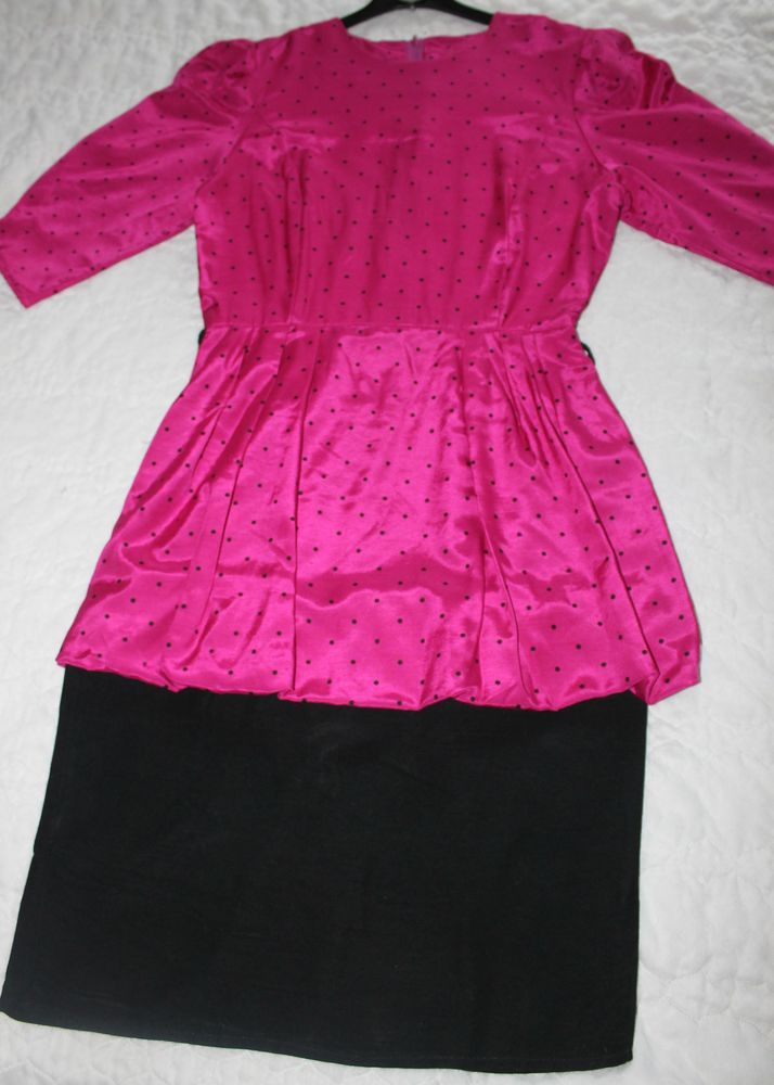Robe de soir�e fuchsia � pois noirs, et noire - Vintage? T38 30 Paris 19 (75)