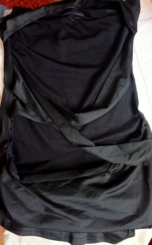 Robe de soir�e en maille transparente�. Taille L 14 Lyon 9 (69)