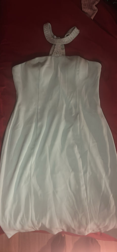 Robe soir�e 15 Montigny-le-Bretonneux (78)