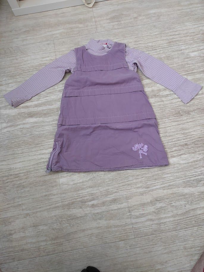AN (22) - 5 ans -�Robe et sous pull ray� mauve  Mimi Couette 4 Paris 13 (75)