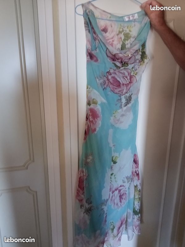 robe �t� taille 40/42 8 Villette-de-Vienne (38)